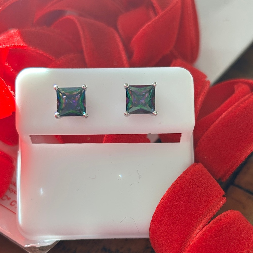 Elegant 925 Sterling Silver square mystic topaz Stud Earrings‎ Retail $149